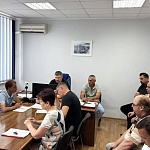 Каждое утро в АО «АТЭК» начинается с рабочего совещания Каждое утро в АО «АТЭК» начинается с рабочего совещания